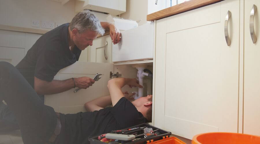Professional burst pipe repair services in New Holland, SD